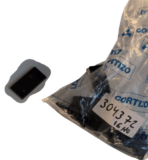 Cortizo 304372 Reinforcement end plate central sash 4327 - BlackCortizo 304372 Reinforcement end plate central sash 4327 - Black