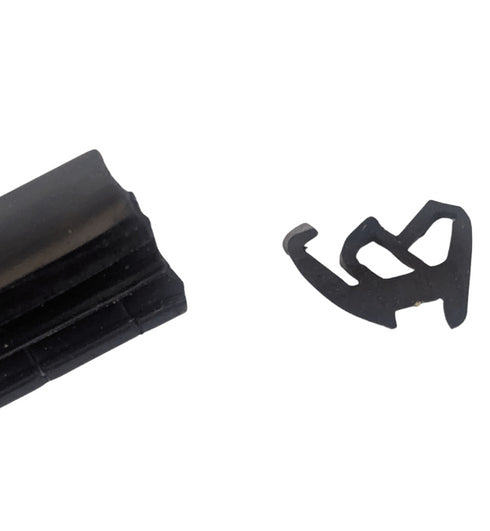 Close-up detail shot of the gasket's cross-sectional profile and texture, showing the precise dimensions and sealing surface design for architectural glazing applications