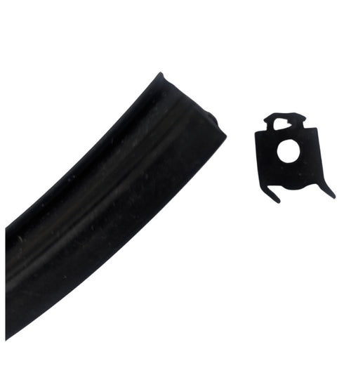 Close-up detail shot of the gasket's cross-sectional profile and texture, showing the precise dimensions and sealing surface design for architectural glazing applications.