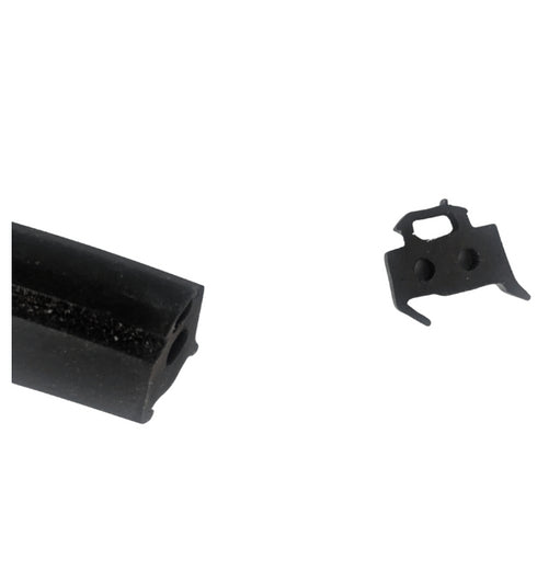 Close-up detail shot of the gasket's cross-sectional profile and texture, showing the precise dimensions and sealing surface design for architectural glazing applications