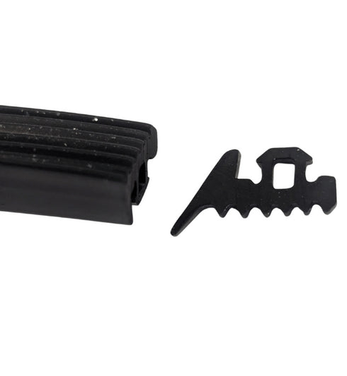 Close-up detail shot of the gasket's cross-sectional profile and texture, showing the precise dimensions and sealing surface design for architectural glazing applications