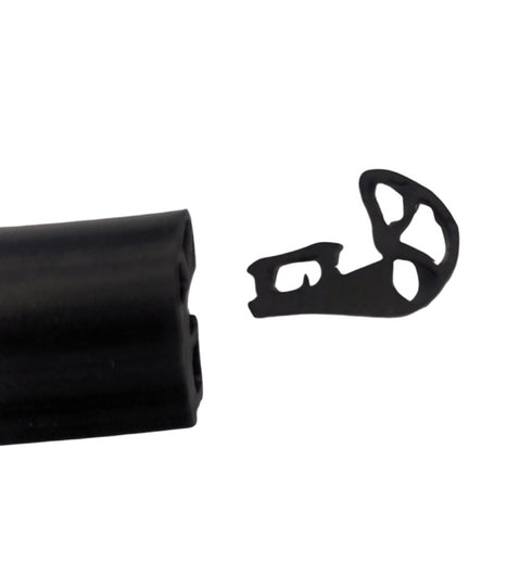 Close-up detail shot of the gasket's cross-sectional profile and texture, showing the precise dimensions and sealing surface design for architectural glazing applications